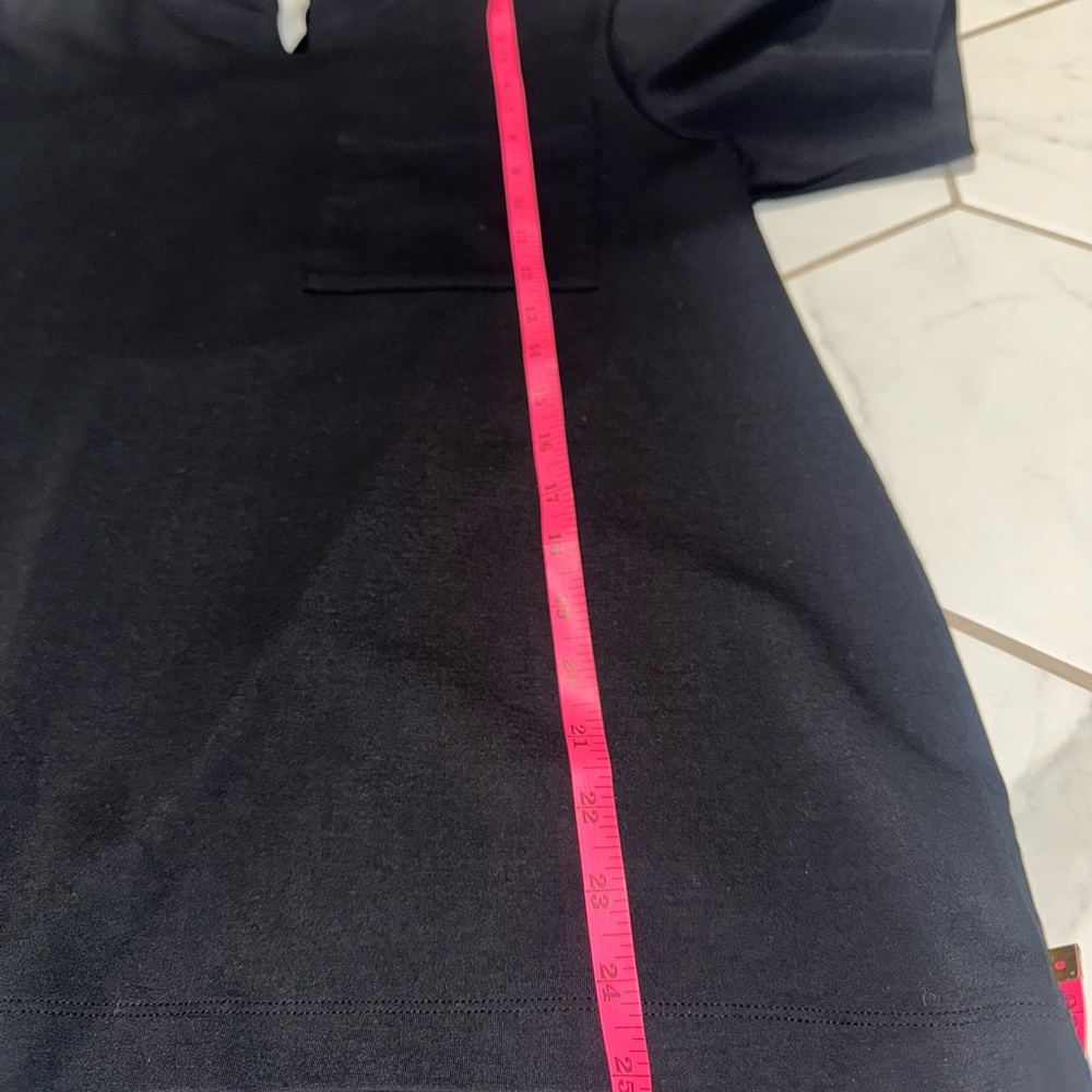 Women’s Athleta Black Gallery Tee‎ Medium - Picture 7 of 11